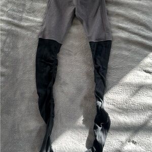 Alo Yoga Goddess Leggings XS- only used twice